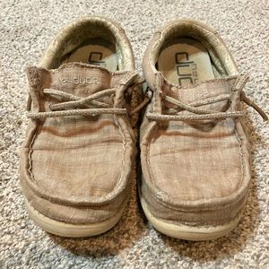 Hey Dude boys youth size 1 in beige